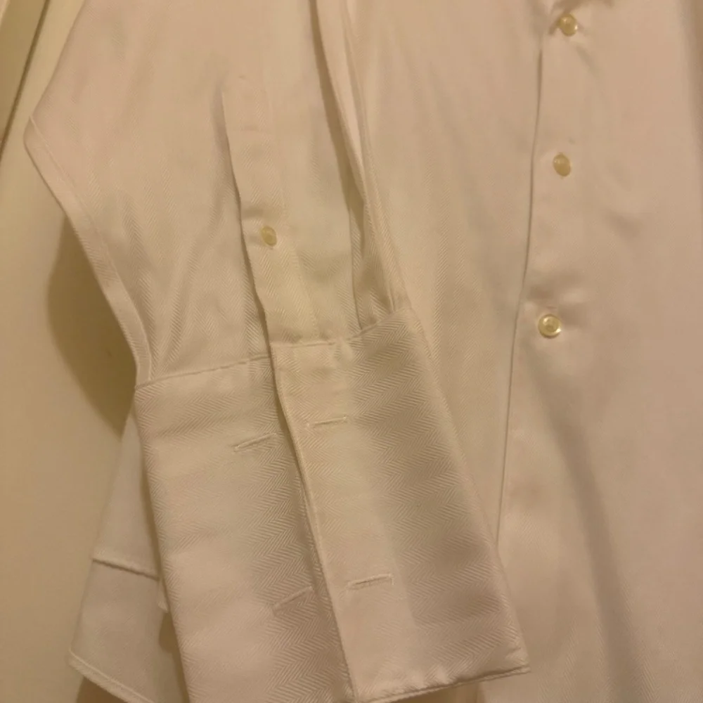 PERFECT CONDITION, PRONO UHOMO WHITE TUXEDO SHIRT, SIZE 17 1/2 34/35 - Picture 4 of 6
